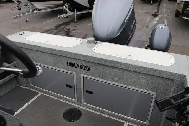 Slide: The Image of North River Osprey 26' 2022 - 19