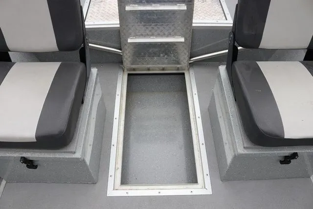 Slide: The Image of Smoker Craft Pro Vee Sportsman CC 18' 2021 - 12