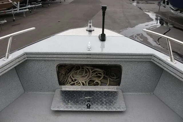 Slide: The Image of Smoker Craft Pro Vee Sportsman CC 18' 2021 - 13