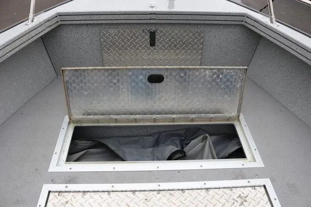 Slide: The Image of Smoker Craft Pro Vee Sportsman CC 18' 2021 - 14