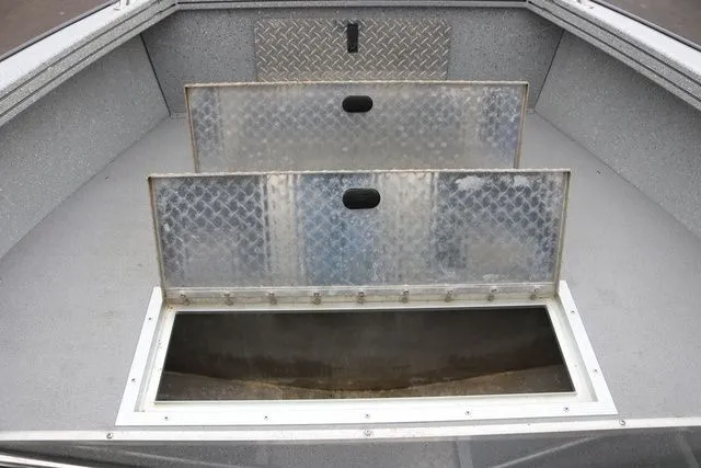 Slide: The Image of Smoker Craft Pro Vee Sportsman CC 18' 2021 - 15