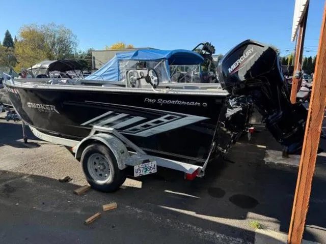 Slide: The Image of Smoker Craft Pro Vee Sportsman CC 18' 2021 - 6