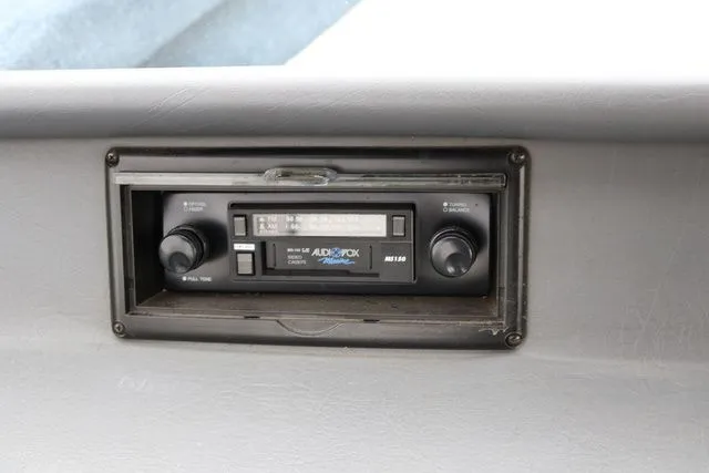 Slide: The Image of Starcraft Superfisherman 190 19' 1994 - 17