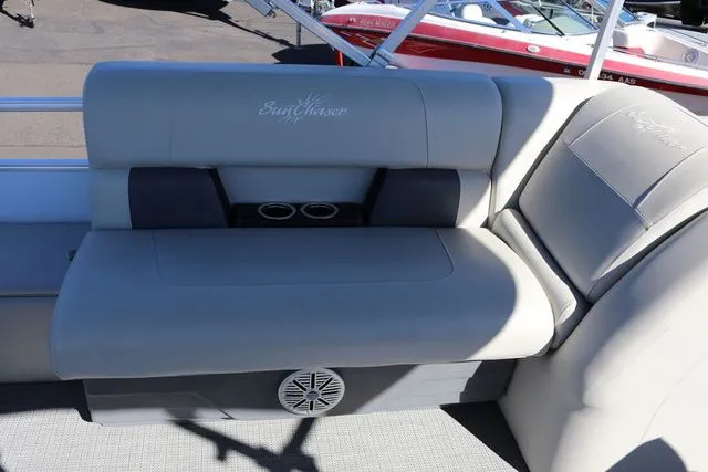 Slide: The Image of SunChaser Vista Fish 20' 2023 - 13