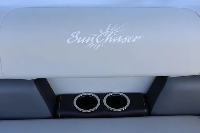 Slide: The Image of SunChaser Vista Fish 20' 2023 - 20