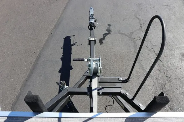 Slide: The Image of SunChaser Vista Fish 20' 2023 - 36