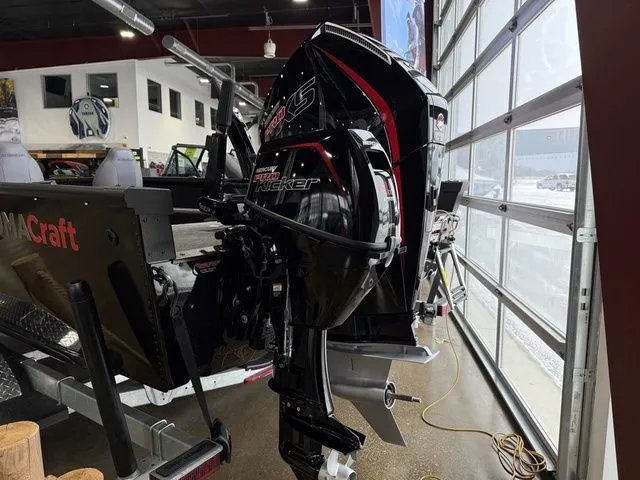 Slide: The Image of Alumacraft Competitor 195X Tiller 2026 - 5