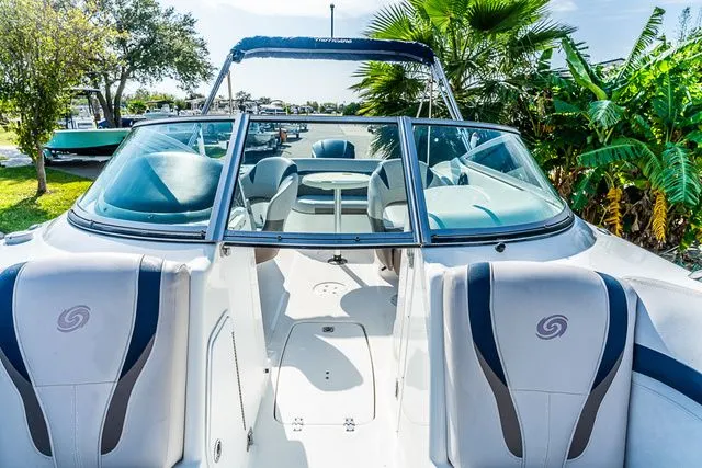 Slide: The Image of Hurricane SunDeck 2400 2017 - 16