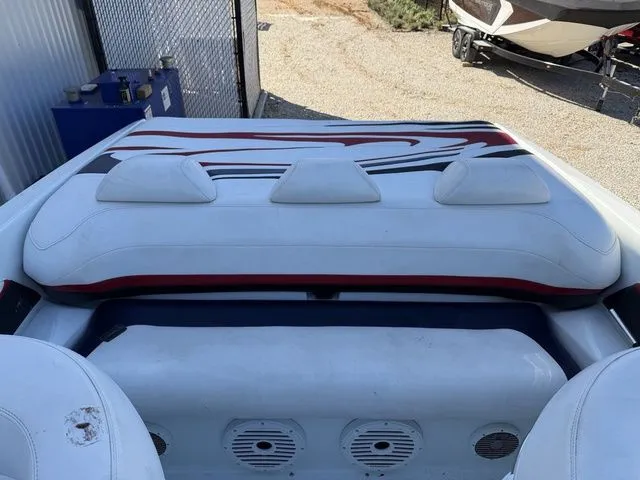 Slide: The Image of Baja 23 Outlaw 2006 - 11