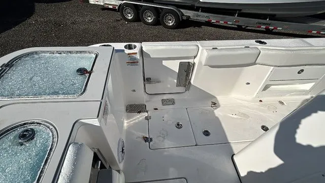 Slide: The Image of Sea Fox 328 Commander 2026 - 14