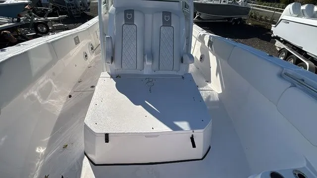 Slide: The Image of Sea Fox 328 Commander 2026 - 28