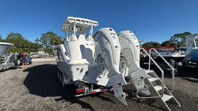 Slide: The Image of Sea Fox 328 Commander 2026 - 3