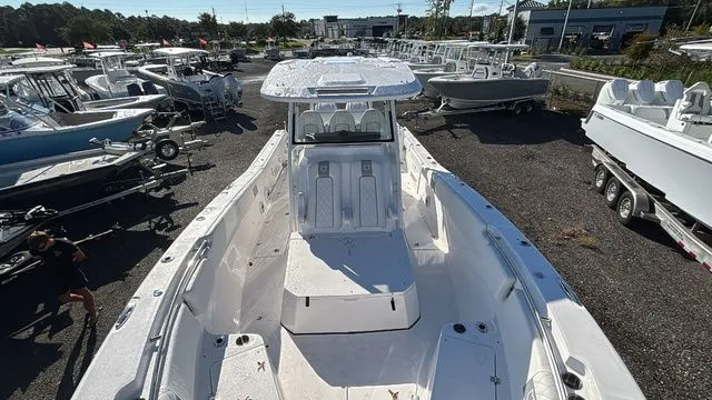 Slide: The Image of Sea Fox 328 Commander 2026 - 32