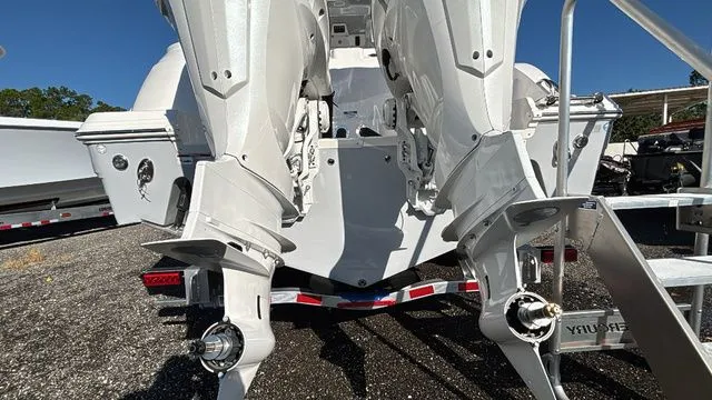 Slide: The Image of Sea Fox 328 Commander 2026 - 6