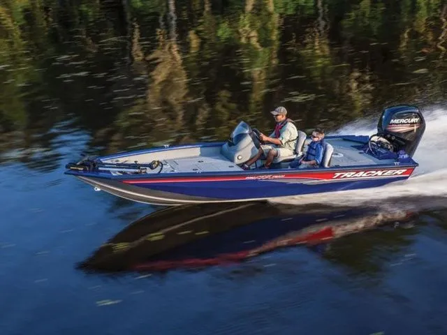 The Image of Tracker Pro Team 175 TF 2017 - 1