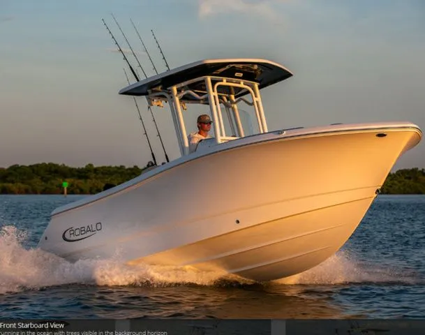 Slide: The Image of Robalo R232 Explorer 2026 - 15