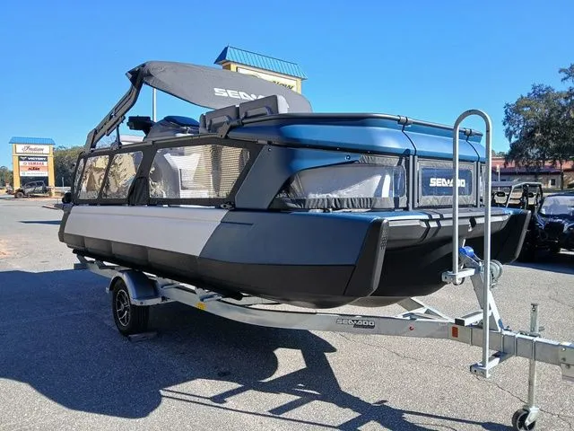 Slide: The Image of Sea-Doo Switch Cruise 21 2026 - 10