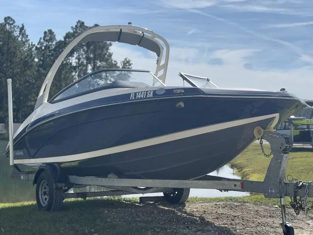 The Image of Yamaha 195S 2021 - 1