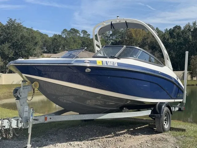 Slide: The Image of Yamaha 195S 2021 - 3