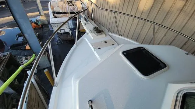 Slide: The Image of Parker Marine 2820 XLD SC 2010 - 13