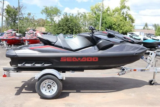 Slide: The Image of Sea-Doo PWC GTR X 300 AUD BK IBR 26 2026 - 6