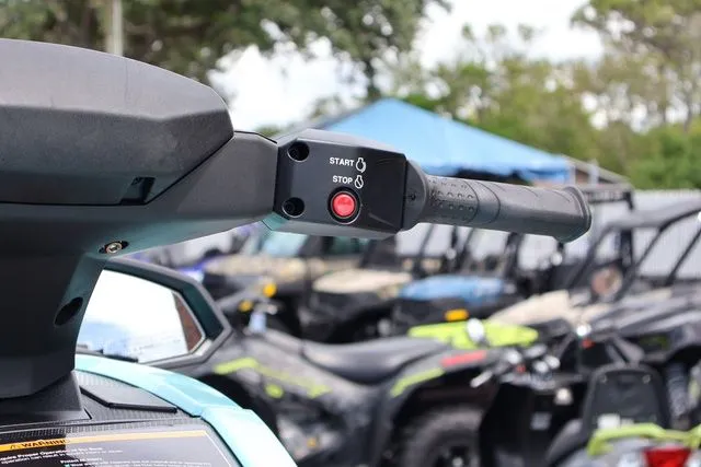 Slide: The Image of Yamaha VX-WHITE/MINT 2026 - 15