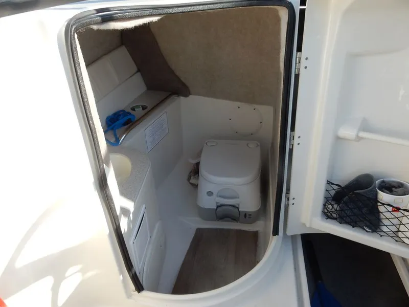 Slide: The Image of Stingray DC211 2023 - 24