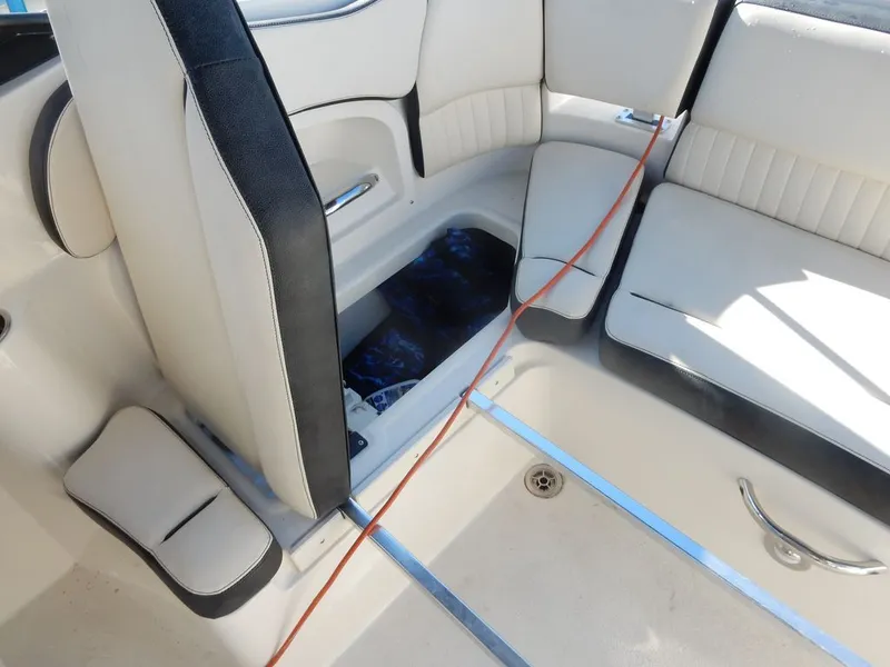 Slide: The Image of Stingray DC211 2023 - 29