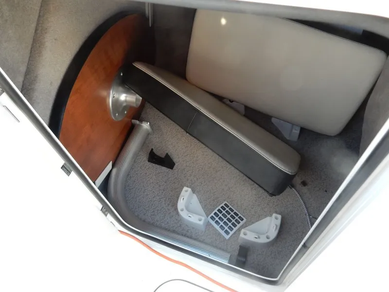 Slide: The Image of Stingray DC211 2023 - 33