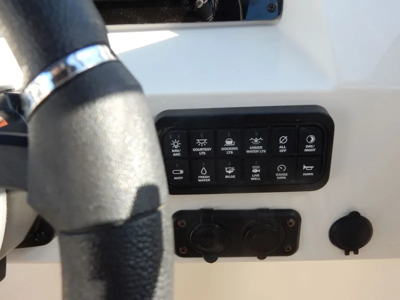 Slide: The Image of Stingray DC211 2023 - 38