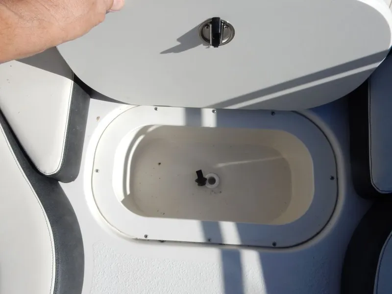 Slide: The Image of Stingray DC211 2023 - 40