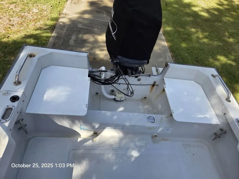 Slide: The Image of Boston Whaler Outrage 1993 - 6