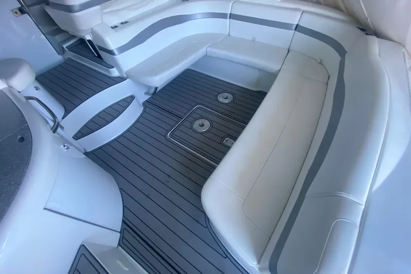 Slide: The Image of 2005 Formula 40 Performance Cruiser docked at Lake Ozark, MO. - 10