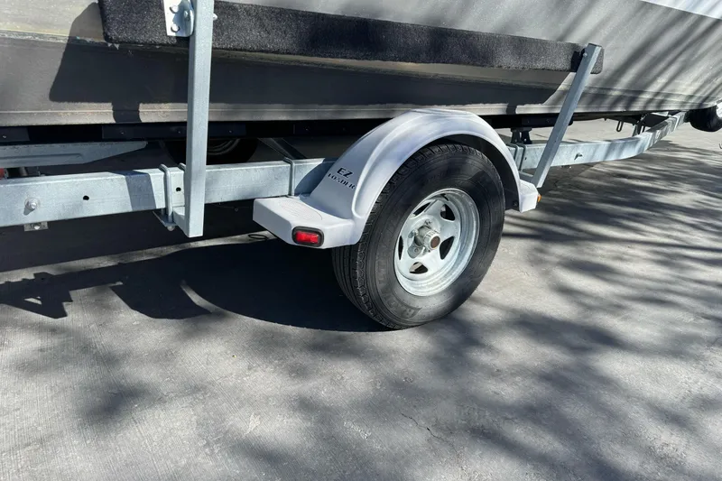 Slide: The Image of Trailer of 2017 Duckworth 20 Advantage boat with EZ Loader branding. - 3