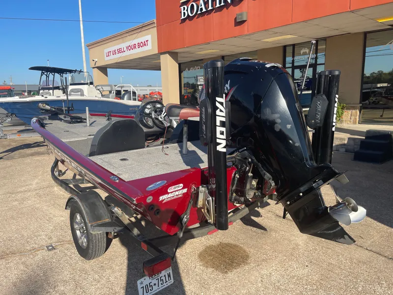 Slide: The Image of Tracker Pro Team 175 2022 - 10