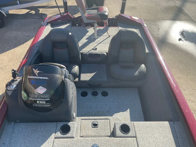 Slide: The Image of Tracker Pro Team 175 2022 - 17