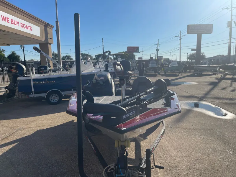 Slide: The Image of Tracker Pro Team 175 2022 - 5