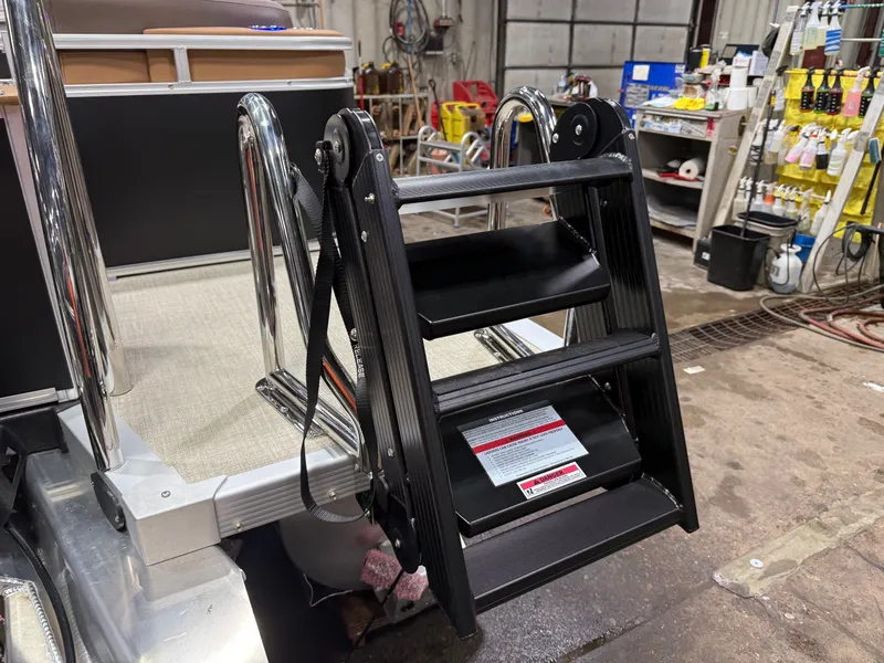 Slide: The Image of Tahoe LTZ 2385 Quad Lounge Tritoon & Honda 4-Stroke EFI 2026 - 48