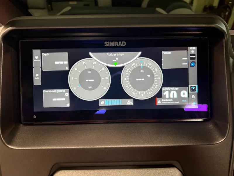 Slide: The Image of Tahoe Grand Tahoe 400HP Elite Windshield 2585 Tritoon Mercury V10 2026 - 21