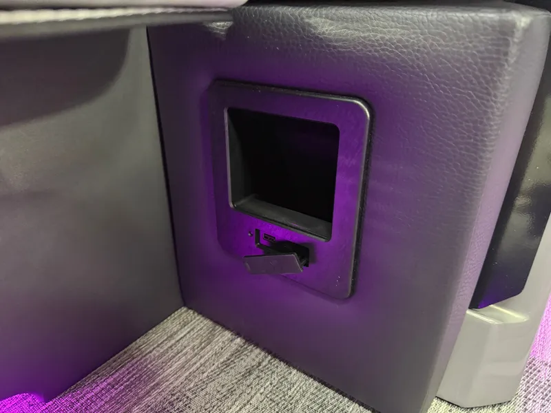 Slide: The Image of Tahoe Grand Tahoe 400HP Elite Windshield 2585 Tritoon Mercury V10 2026 - 53