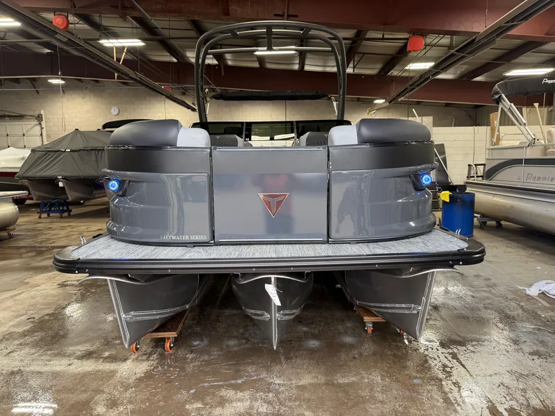 Slide: The Image of Tahoe Grand Tahoe 400HP Elite Windshield 2585 Tritoon Mercury V10 2026 - 61