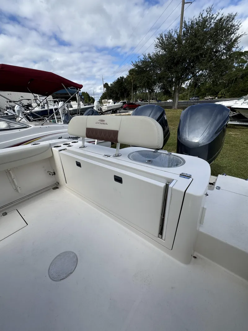 Slide: The Image of Cobia 280 Center Console 2020 - 17