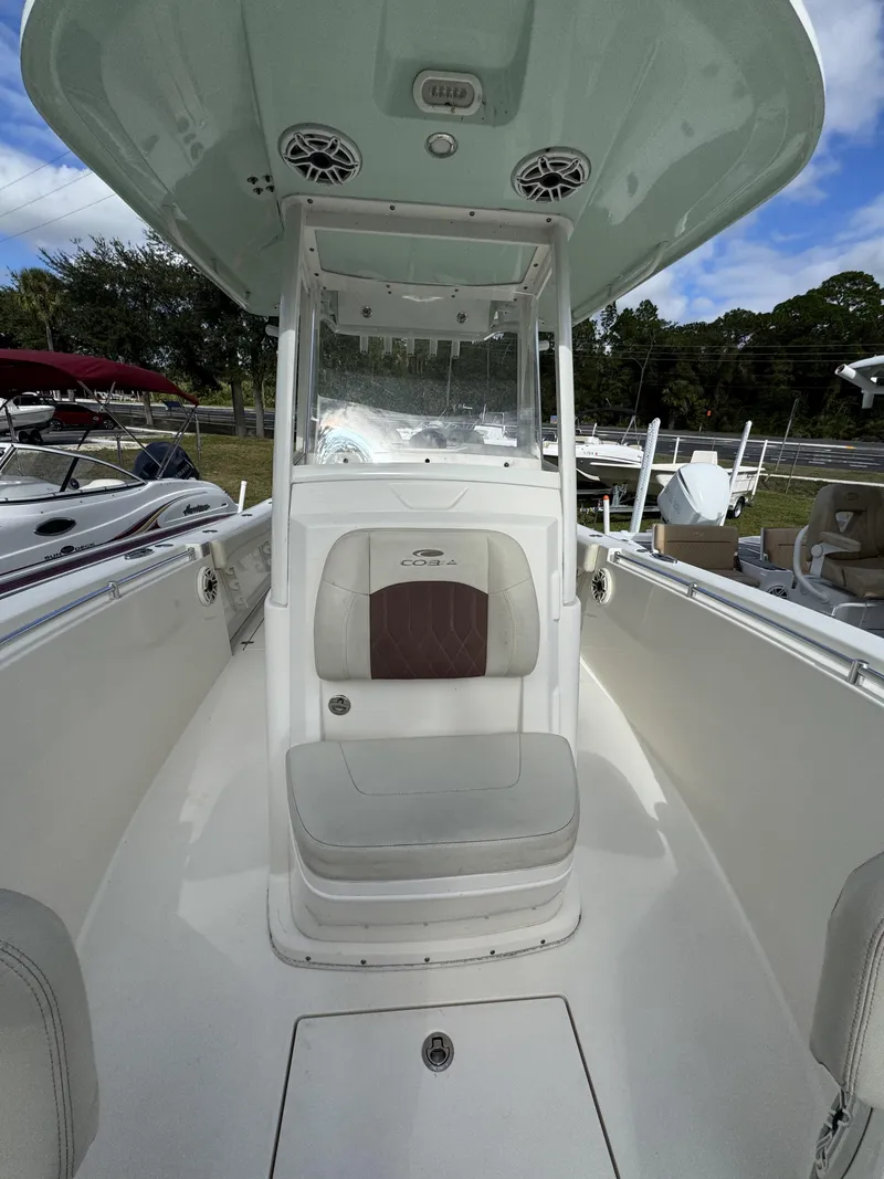 Slide: The Image of Cobia 280 Center Console 2020 - 30