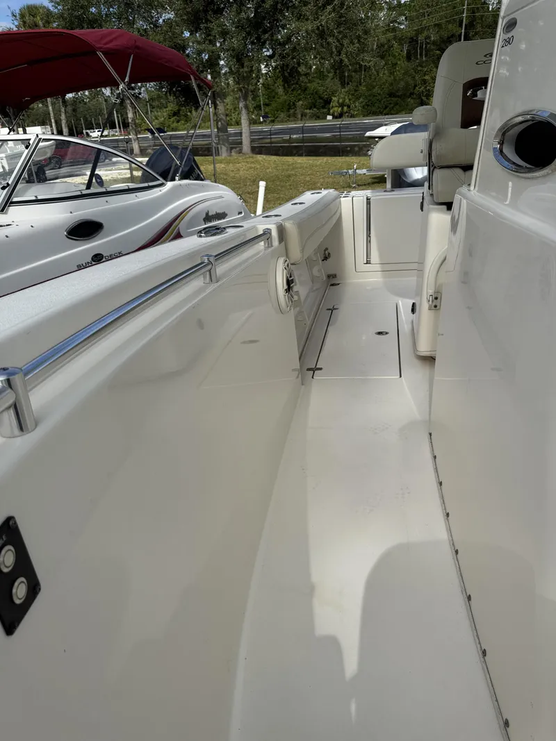 Slide: The Image of Cobia 280 Center Console 2020 - 34