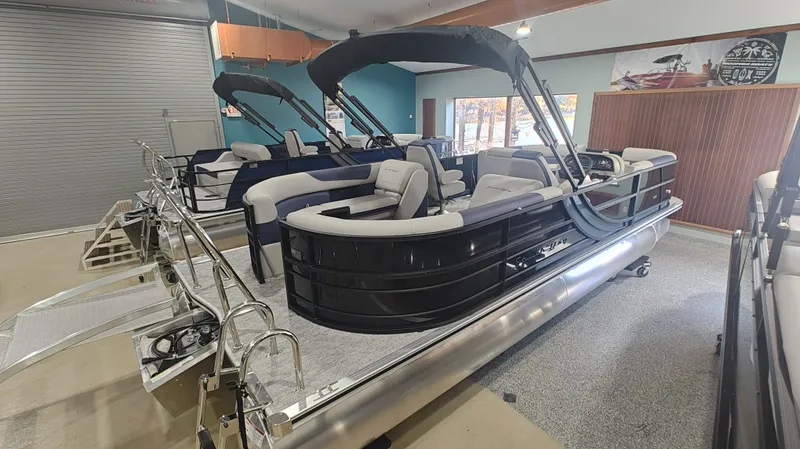 Slide: The Image of South Bay 224RS LE 2.75 2026 - 6