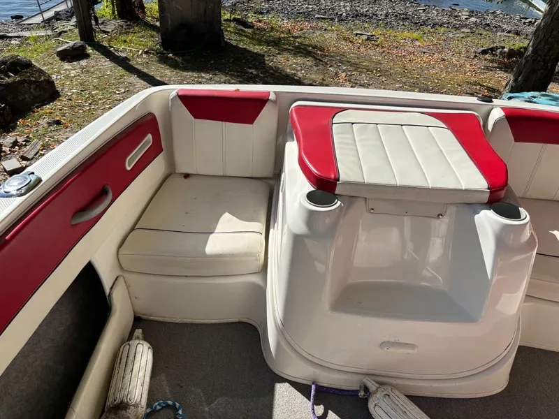 Slide: The Image of Bayliner 195 Bowrider 2012 - 13