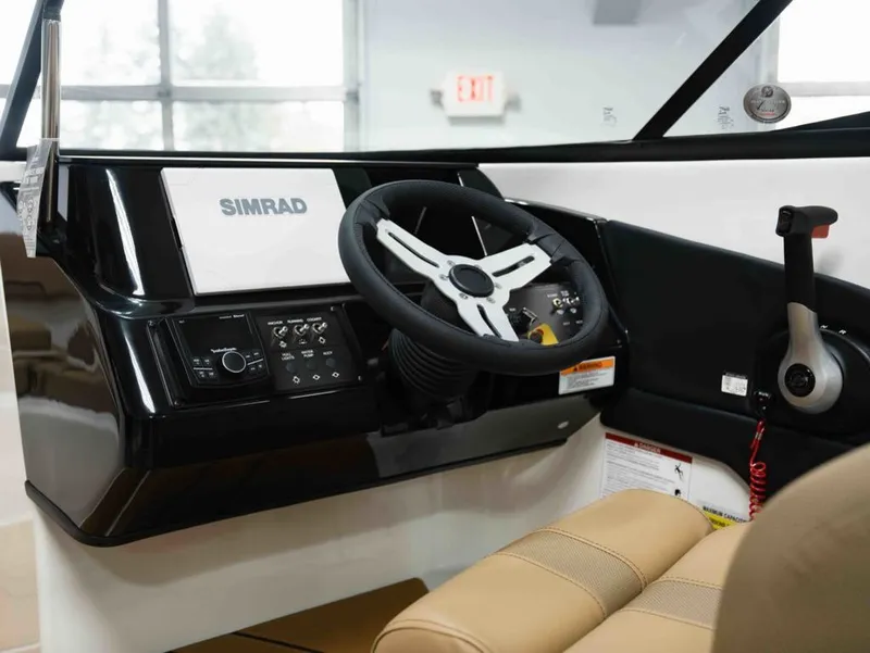 Slide: The Image of Bayliner V20i 2026 - 10