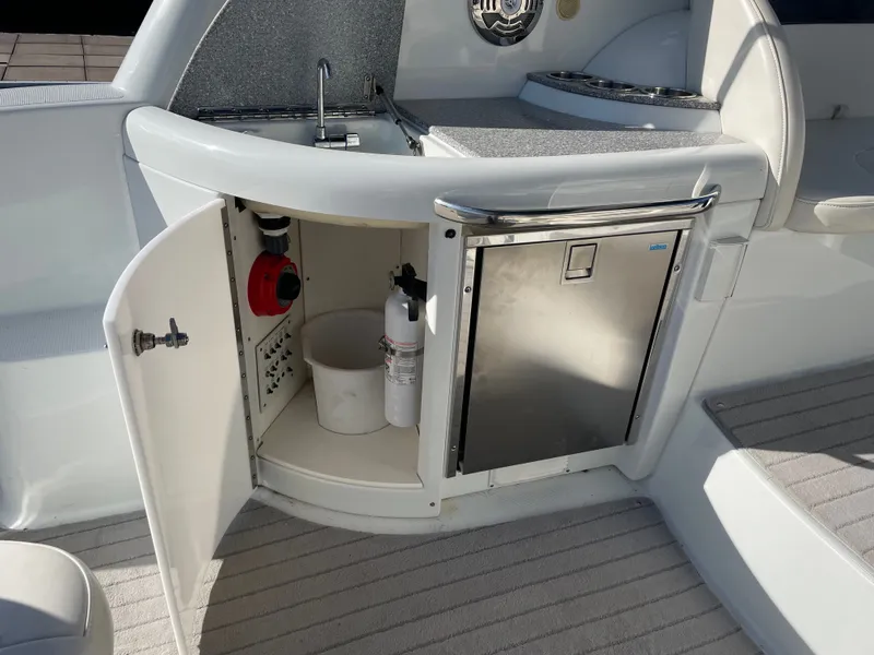 Slide: The Image of Formula 34 Performance Cruiser 2008 - 17