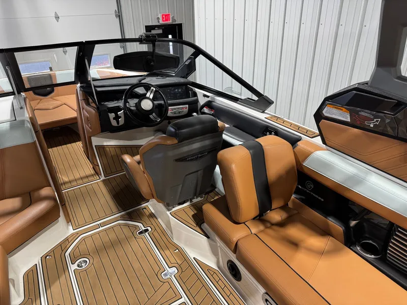 Slide: The Image of Nautique G23 2019 - 14