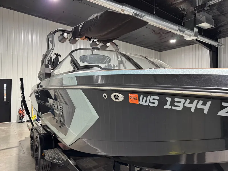 Slide: The Image of Nautique G23 2019 - 4